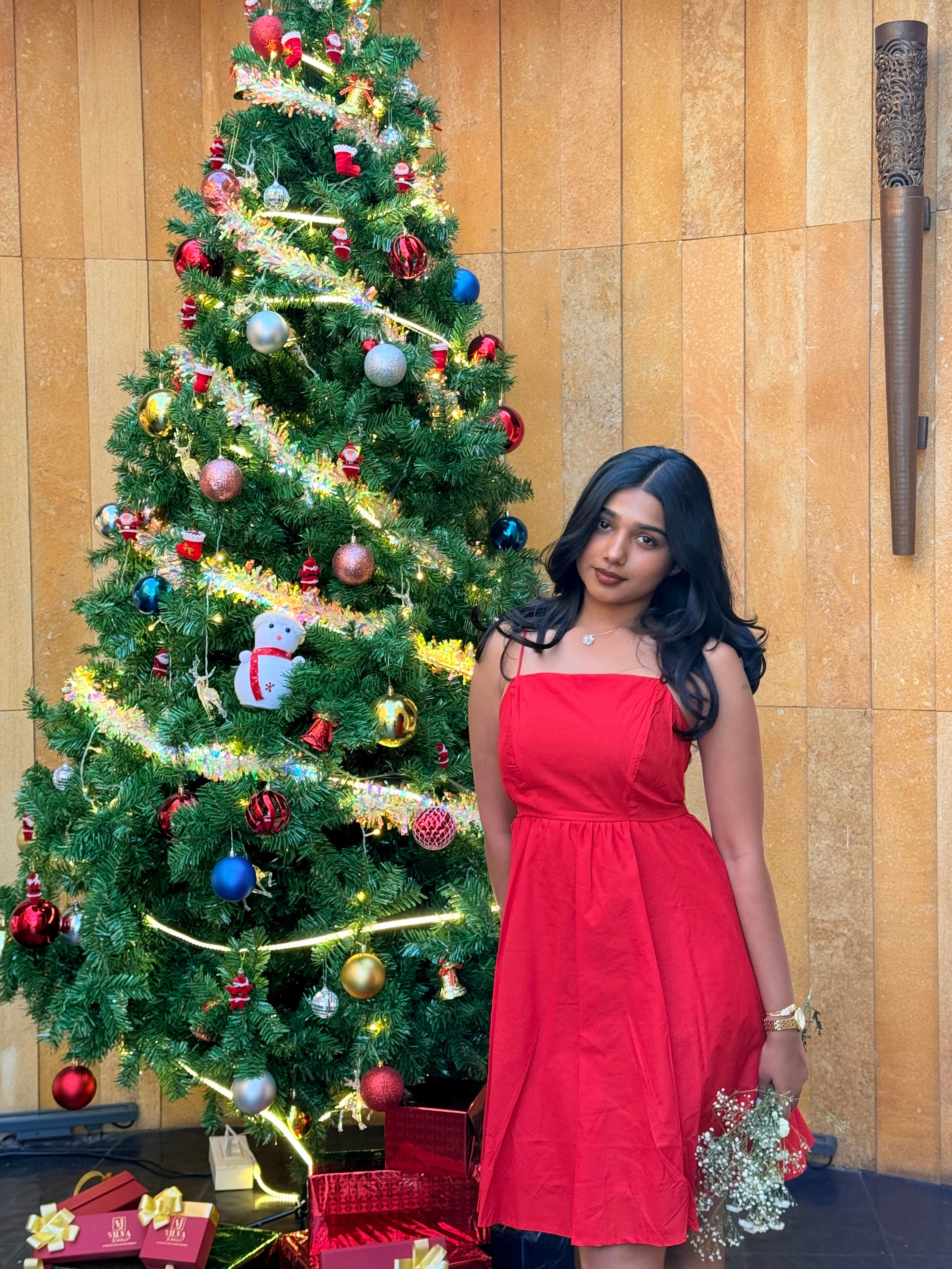 Scarlet maxi